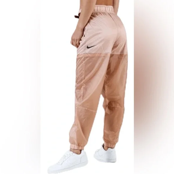 Nike  women’s Mauve/Pink Paneled Jogger Pants - Size M - Picture 8 of 10